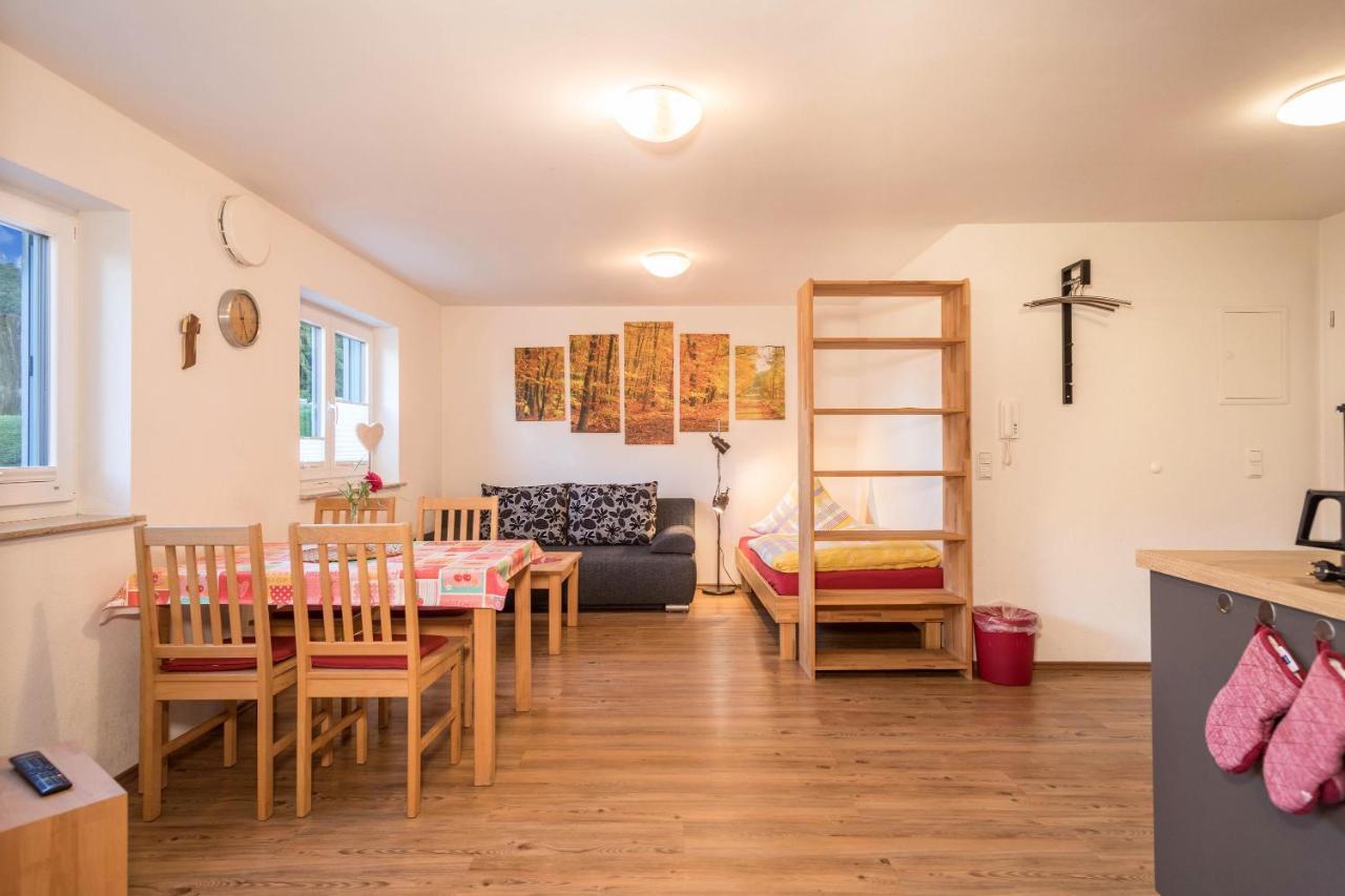 Ferienhof Weber Wohnung Fichte Нойкирх Экстерьер фото